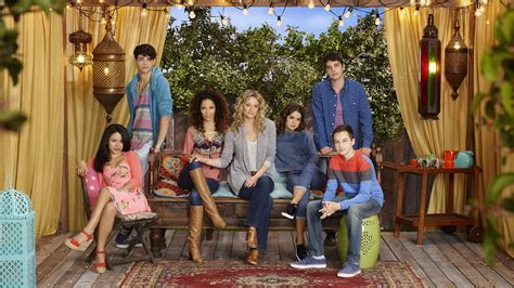 watch the fosters online